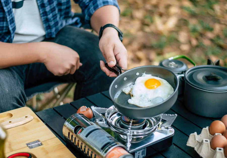 breakfast on campsite